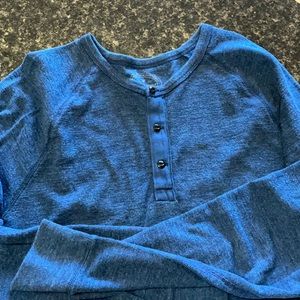 Men’s American Eagle. Long Sleeve shirt. XL. Henley.